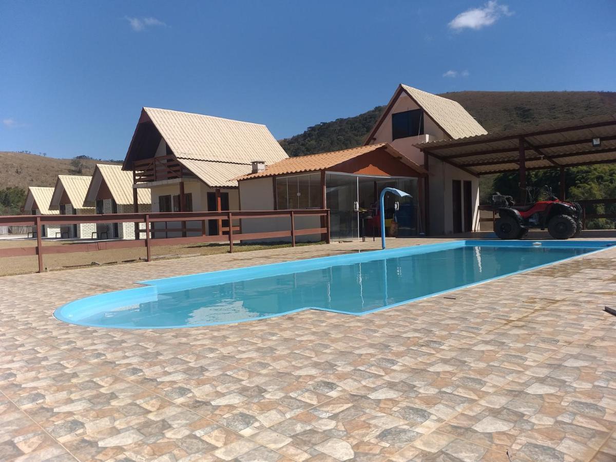 Pousada Recanto Feliz Carvalhos Mg エクステリア 写真