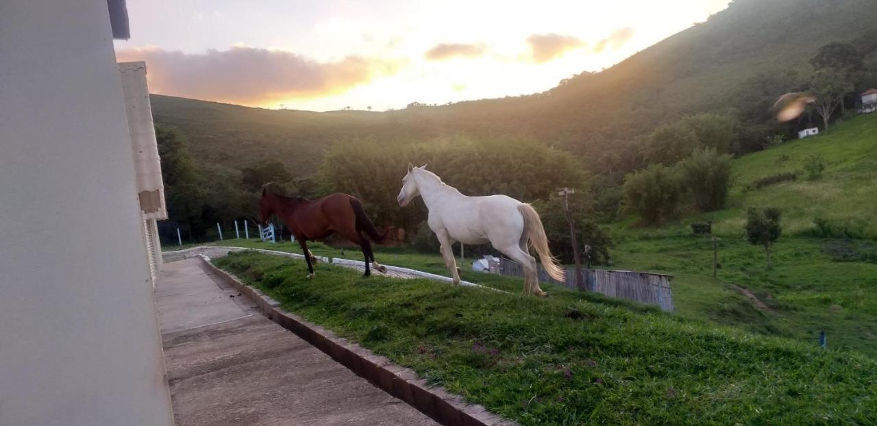 Pousada Recanto Feliz Carvalhos Mg エクステリア 写真